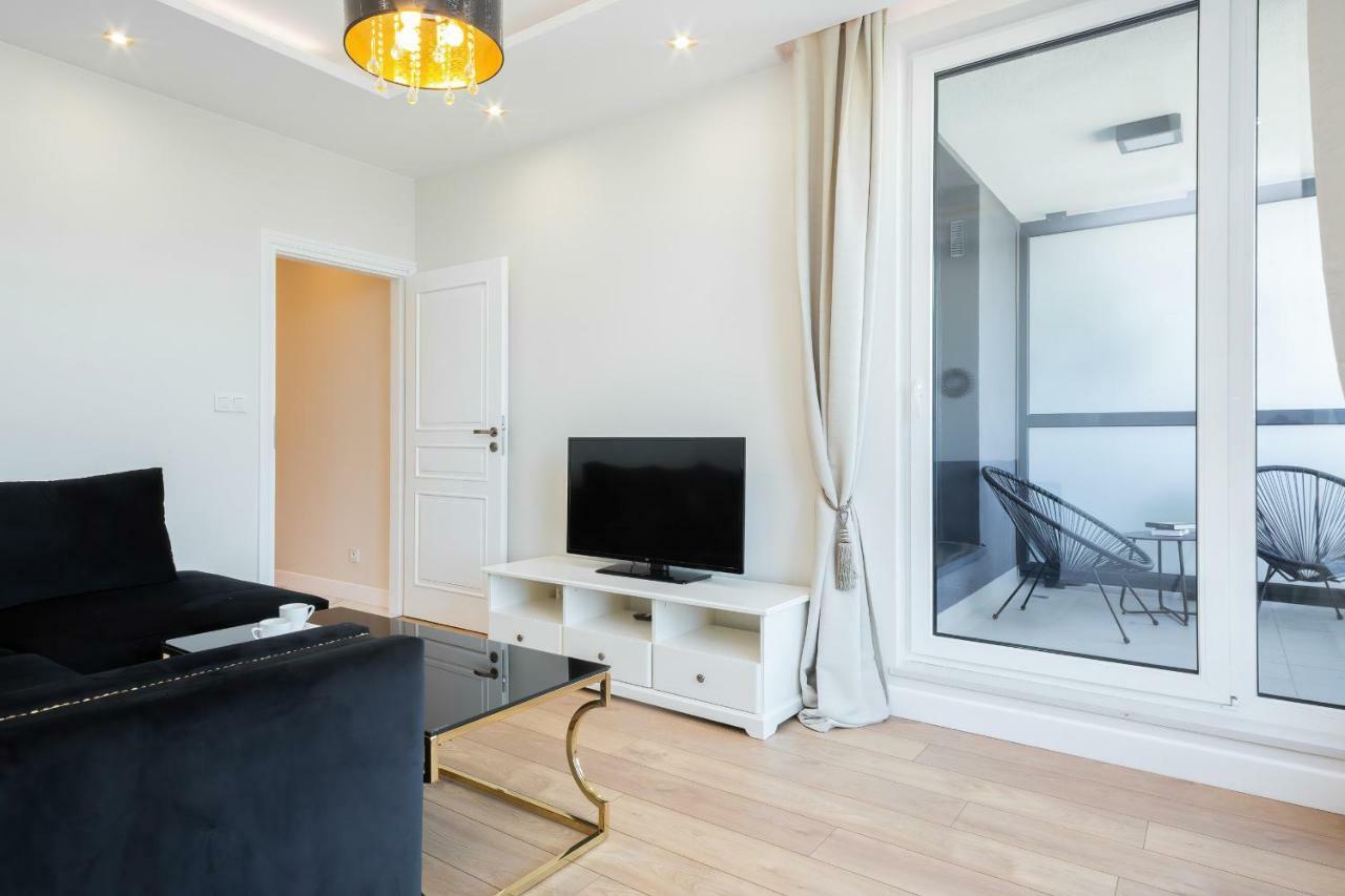 ורשה Apartments Aura Sky By Noclegi Renters מראה חיצוני תמונה