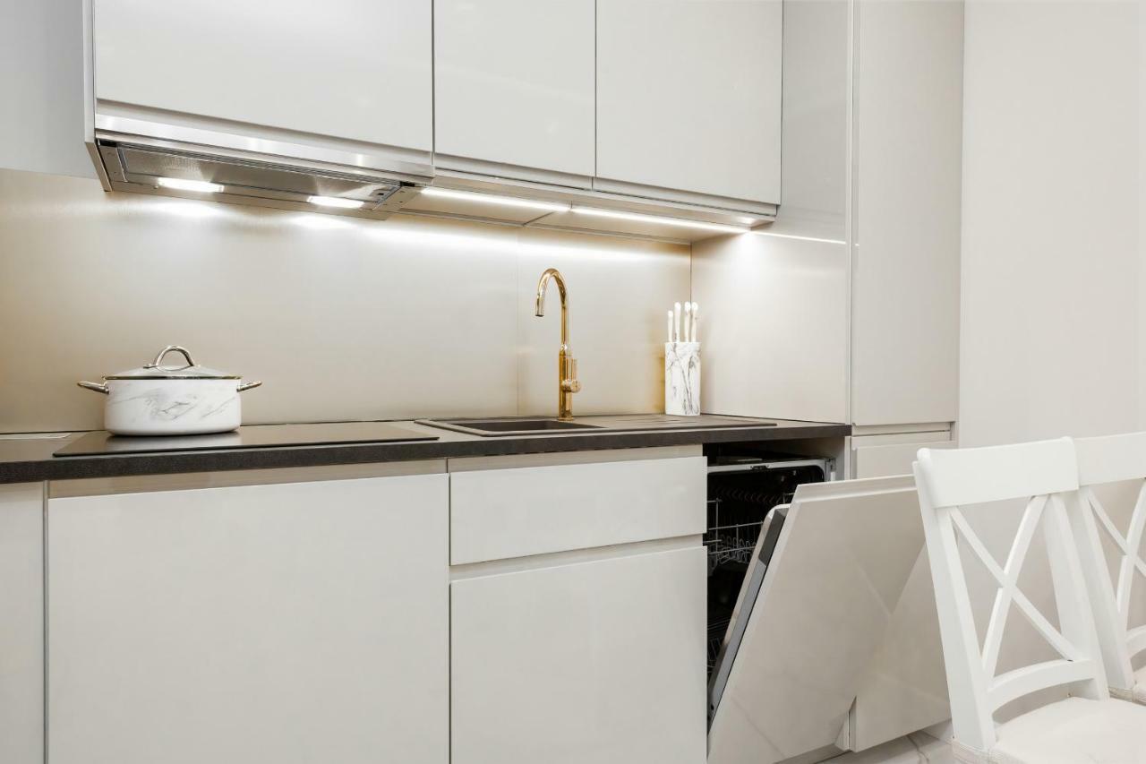 ורשה Apartments Aura Sky By Noclegi Renters מראה חיצוני תמונה